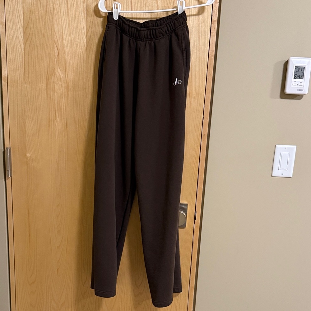 Women’s Accolade Straight Leg Sweatpant espresso